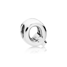 Pandora Letter Q Charm 1