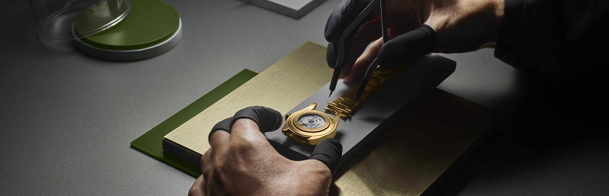 TUDOR Watchmaking Craftsmanship Watchmaker assembling a Tudor timepiece